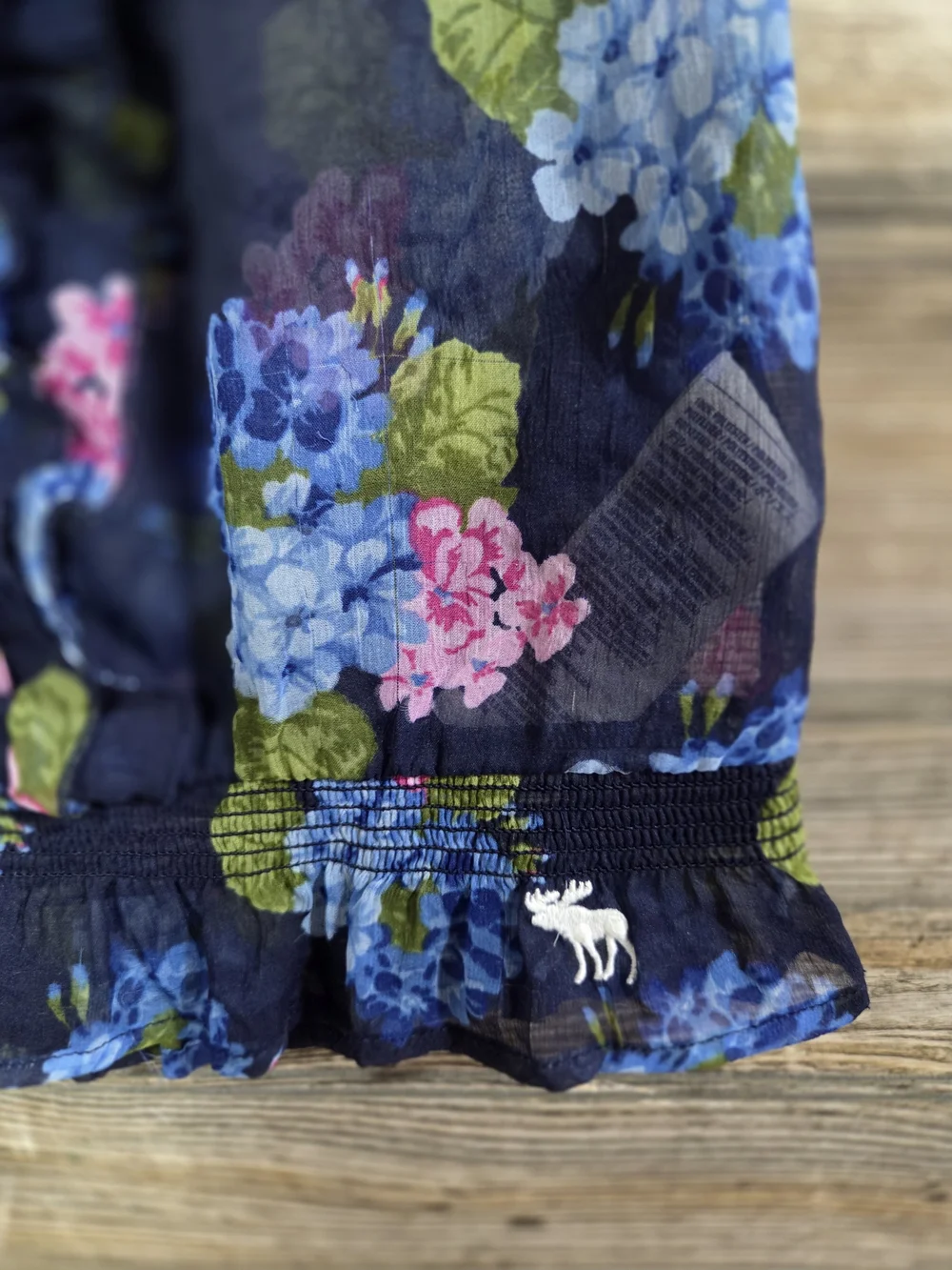 Abercrombie & Fitch Women's Medium Navy Floral Sheer Ruffle Peplum Blouse